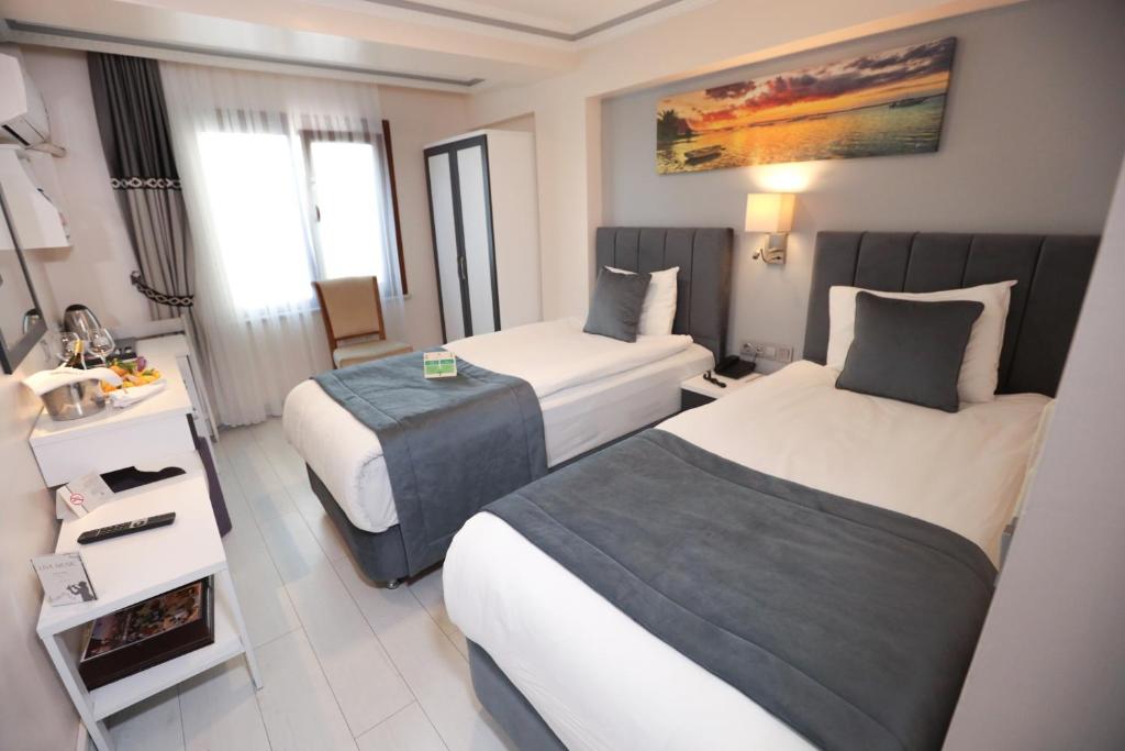 Skalion Hotel - Twin Room