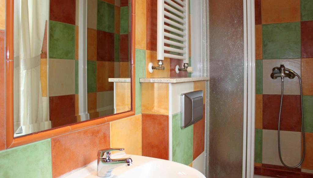 Hostal Prada Borges - 2