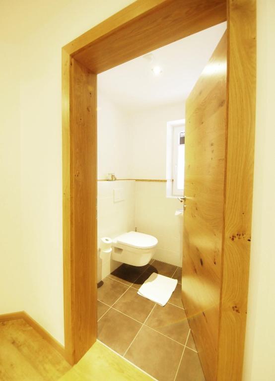 Koupelna v ubytování Alpenapartments Unterschlag