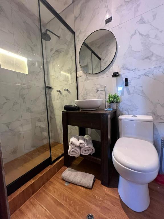 Koupelna v ubytování Hostal María Angola