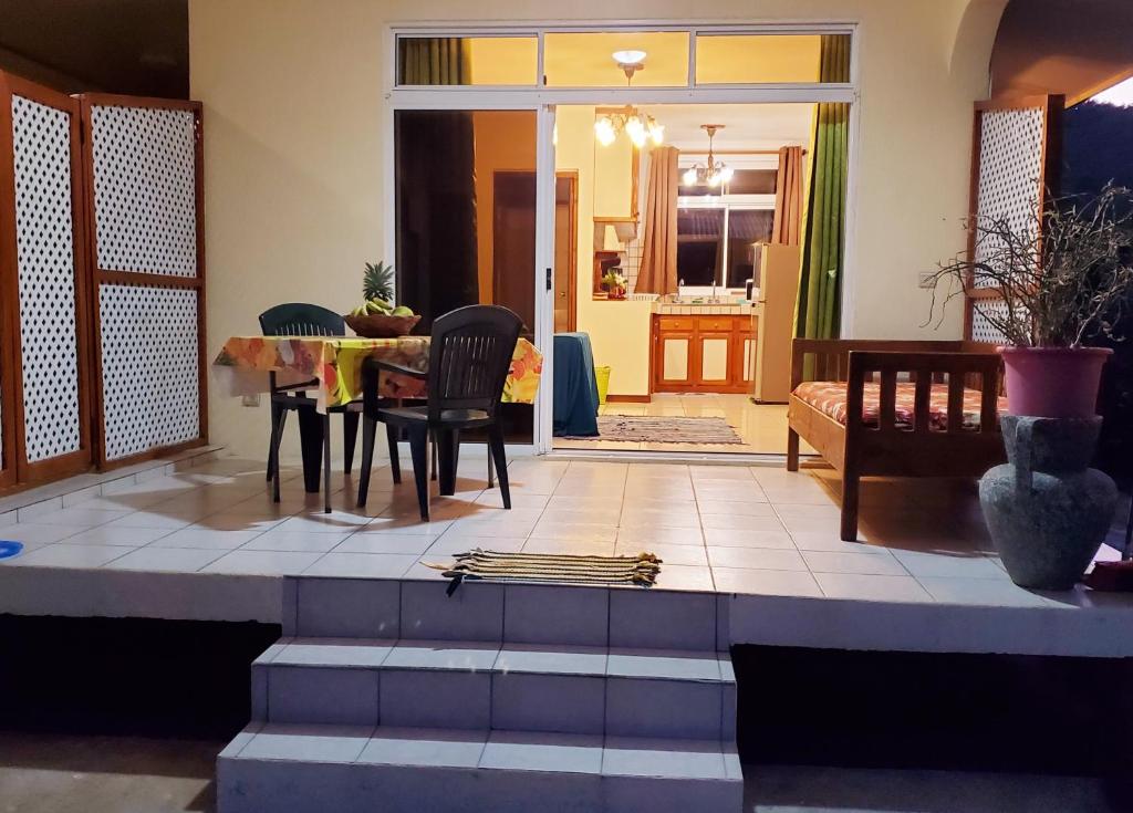 Posezení v ubytování Studio Iti Fare Tepua Lodge