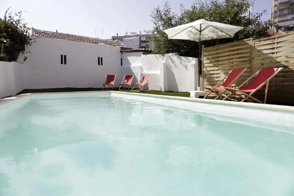 Water and Sun Studio, Lisabona, Portugalia