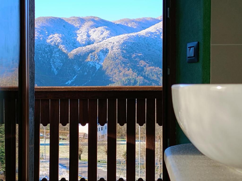 Nespecifikovaný výhled na hory nebo výhled na hory při pohledu z bed and breakfast