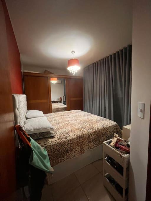 Apartamento com ar condicionado