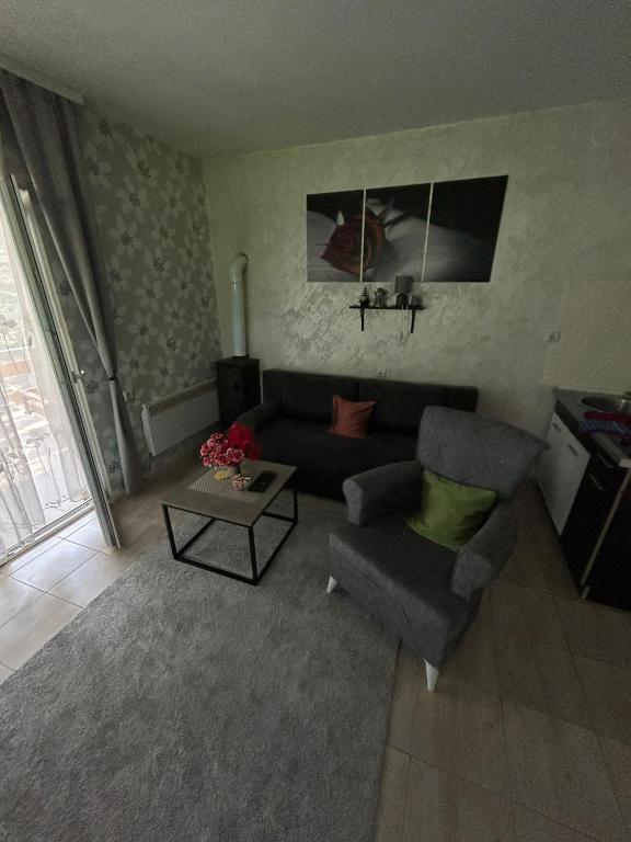 Posezení v ubytování Apartmani Trio