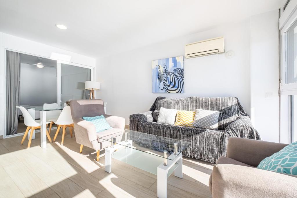 Posedenie v ubytovaní Santa Margarita Deluxe 14-D Levante Beach