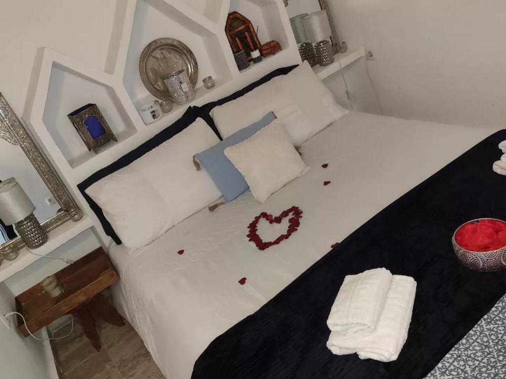 Postel nebo postele na pokoji v ubytování Casa Chaouen