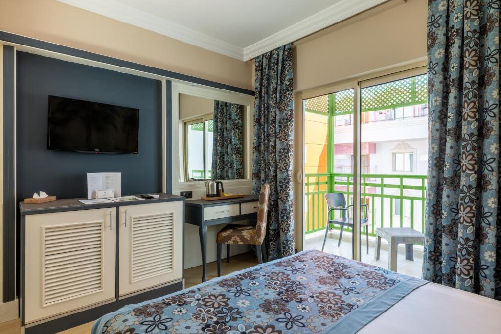 Crystal Paraiso Verde Resort & Spa - Ultimate All Inclusive - Family Room (4 Adults)