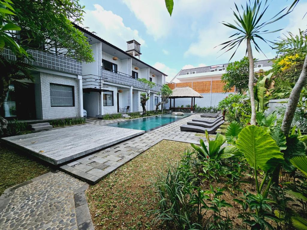 Bazén v ubytování Chandi Hotel Ubud nebo v jeho okolí