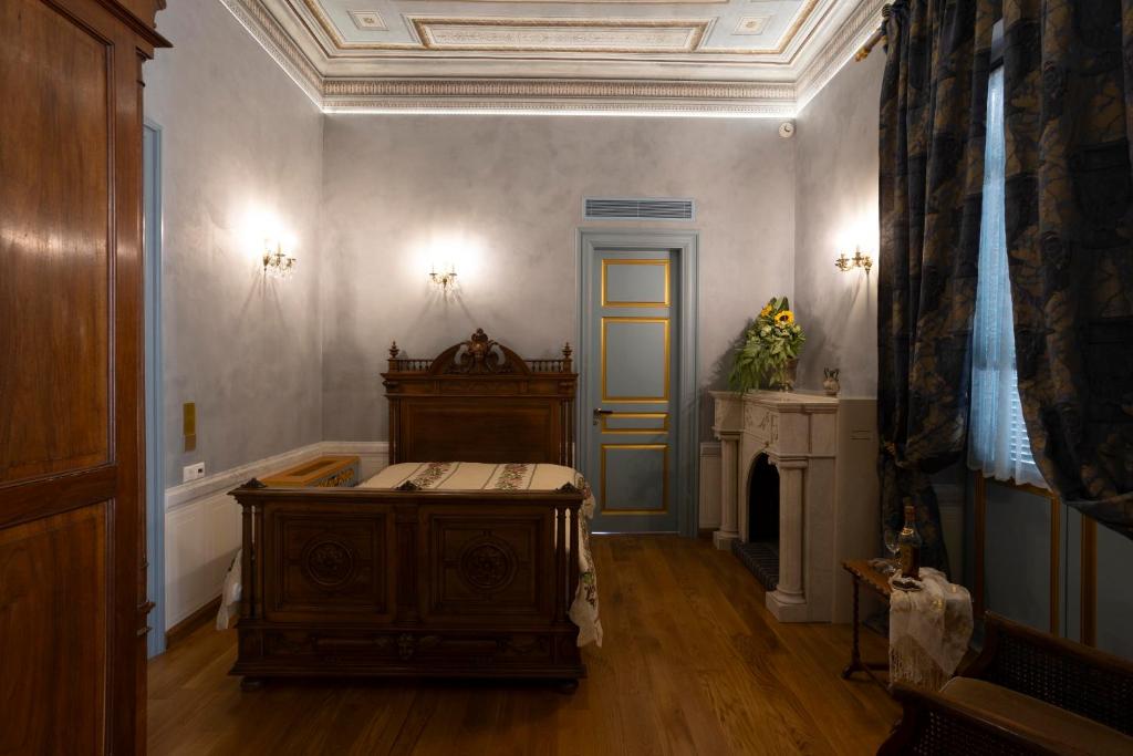Postel nebo postele na pokoji v ubytování Medουσία Wellness Hotel & Spa