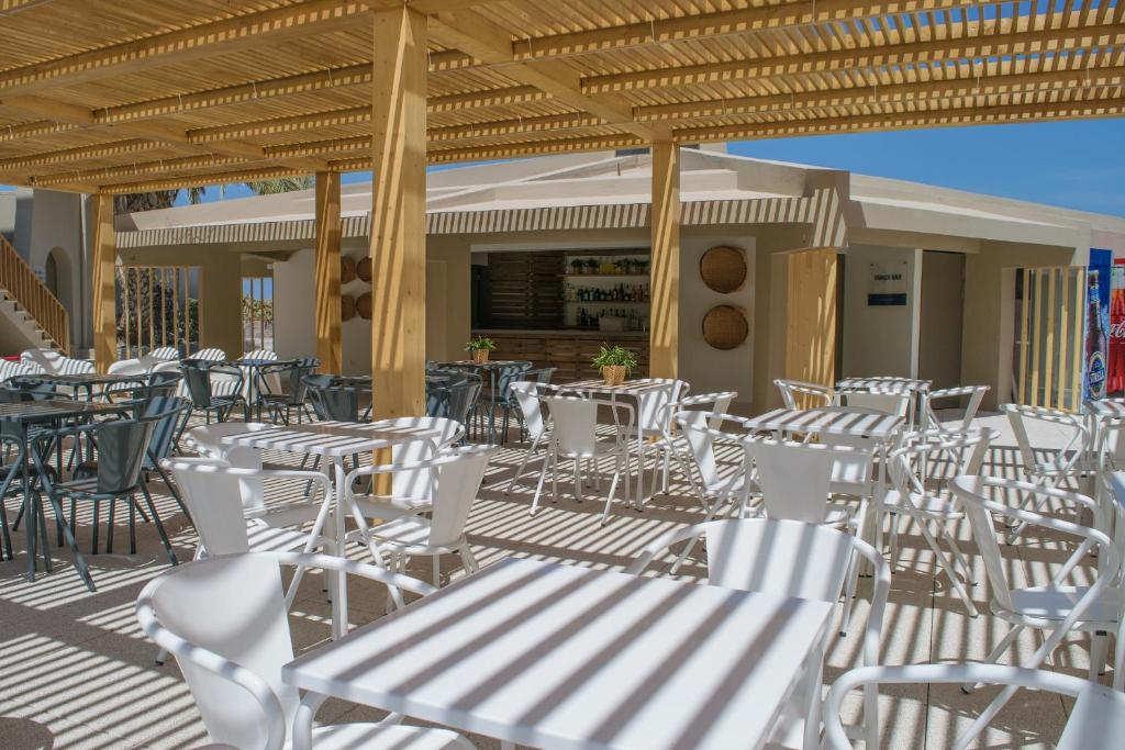 Restaurace v ubytování Oasis Praiamar
