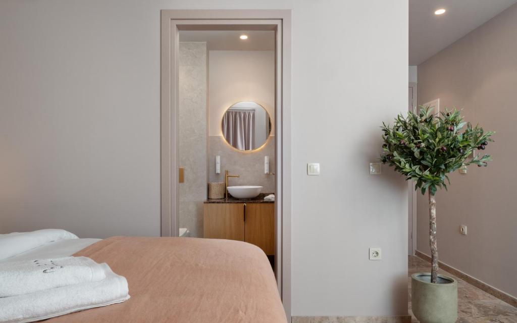 Num Suites & Lofts Athens - Resim 43