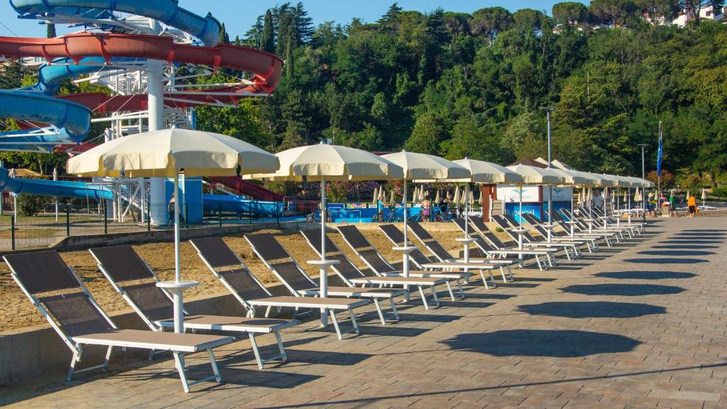 Bazén v ubytování Hotel Mirta - San Simon Resort nebo v jeho okolí