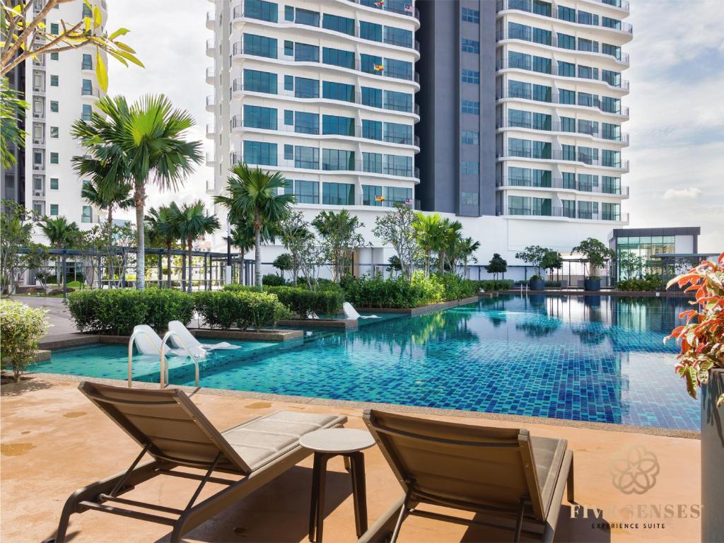 Bazén v ubytování Datum Jelatek Residence, KLCC nebo v jeho okolí