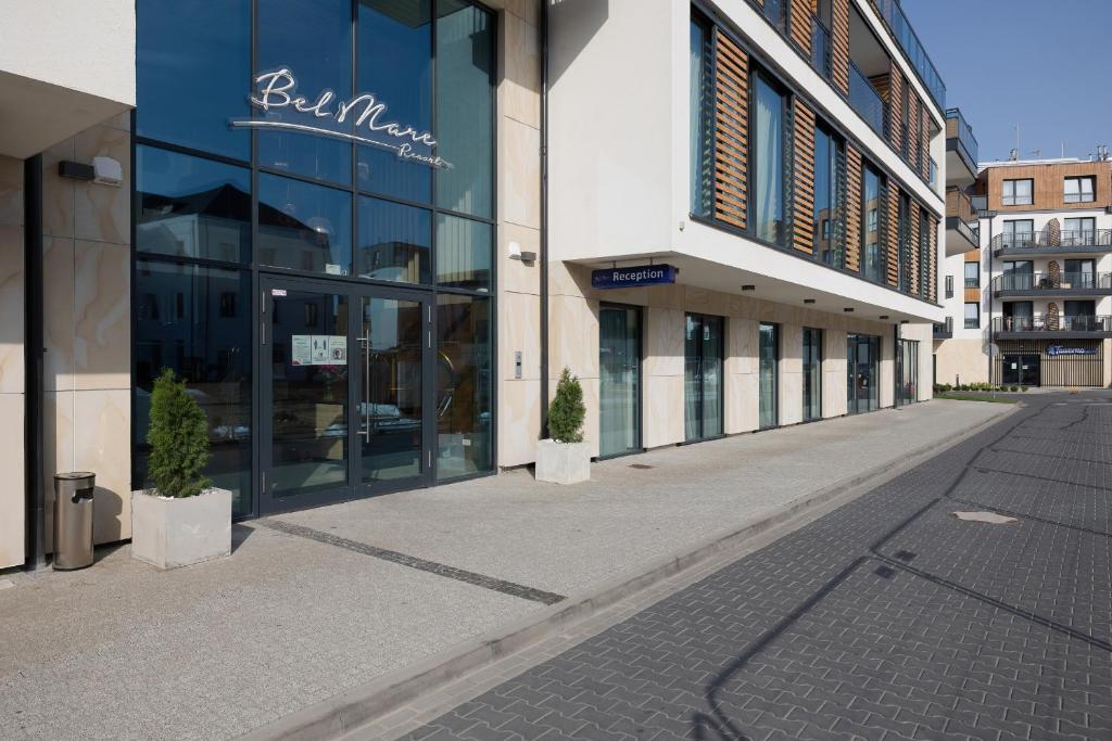 Budova, v ktorej sa apartmánový hotel nachádza