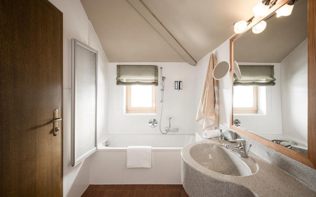 Łazienka w obiekcie Falkensteiner Hotel & Spa Sonnenparadies