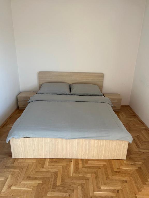 Apartment Pius Zagreb, Private Garage - 12