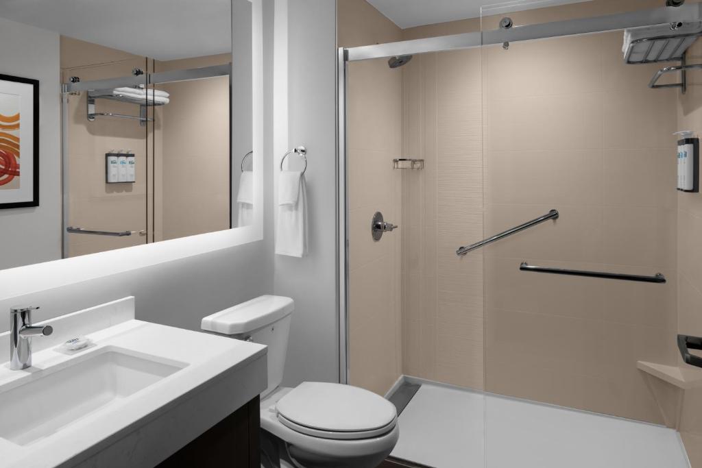 Hyatt House Lansing-University Area - Cuarto King