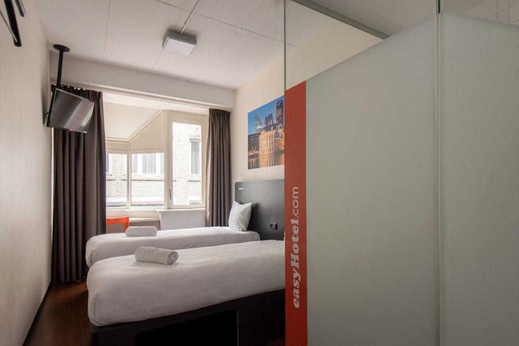 easyHotel The Hague City Centre - Resim 20
