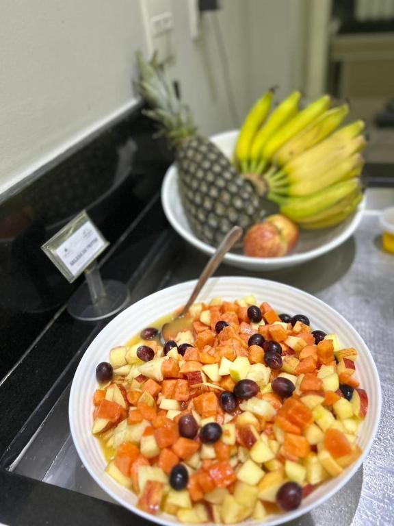 Comida no hotel ou em algum lugar perto