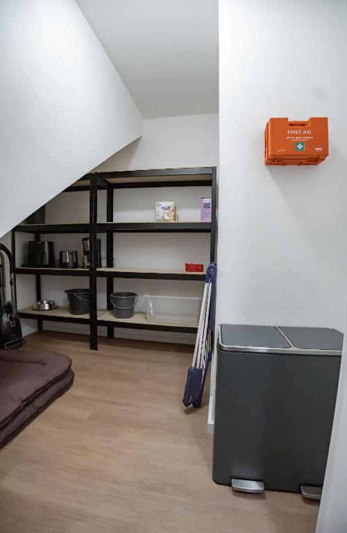 Postel nebo postele na pokoji v ubytování High-quality renovated apt (TLA/Tlf/TDY-RAB)