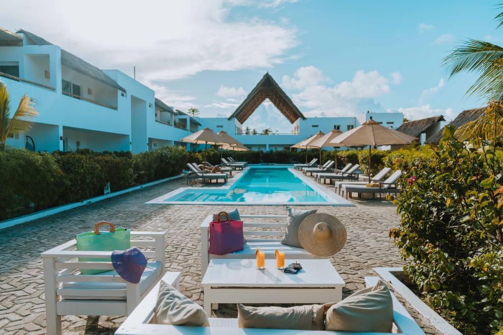 Kolam renang di atau dekat dengan Dhow Inn Boutique Hotel