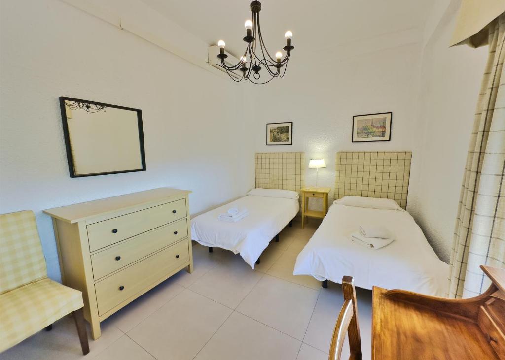 Posteľ alebo postele v izbe v ubytovaní SKOL 933 Fantastic two bedrooms on the 9th floor with amazing sea views