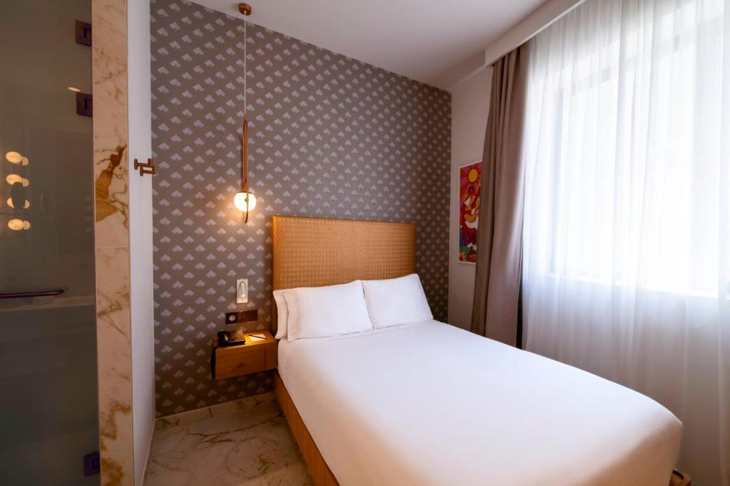 UMusic Hotel Madrid - Классическая Комната Для Гостей