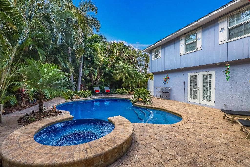 Island Memories, Anna Maria (updated prices 2024)