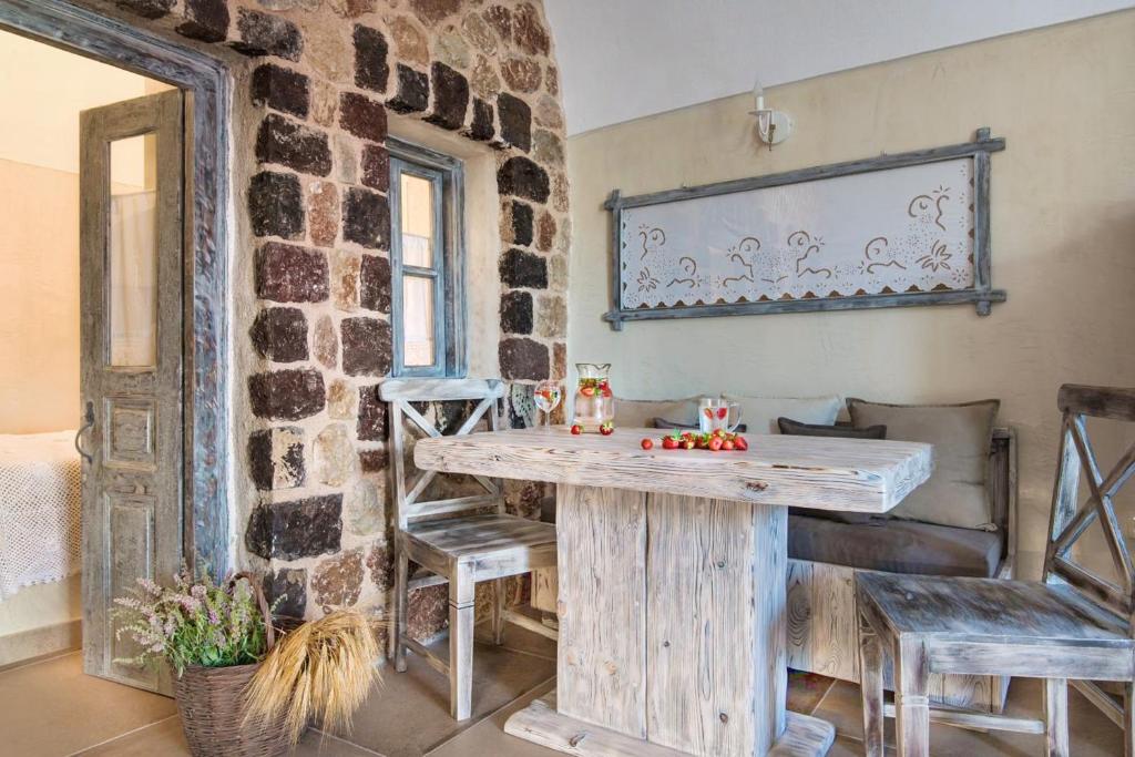 Galeriebild der Unterkunft Luxury Villas Hariton in Emporio