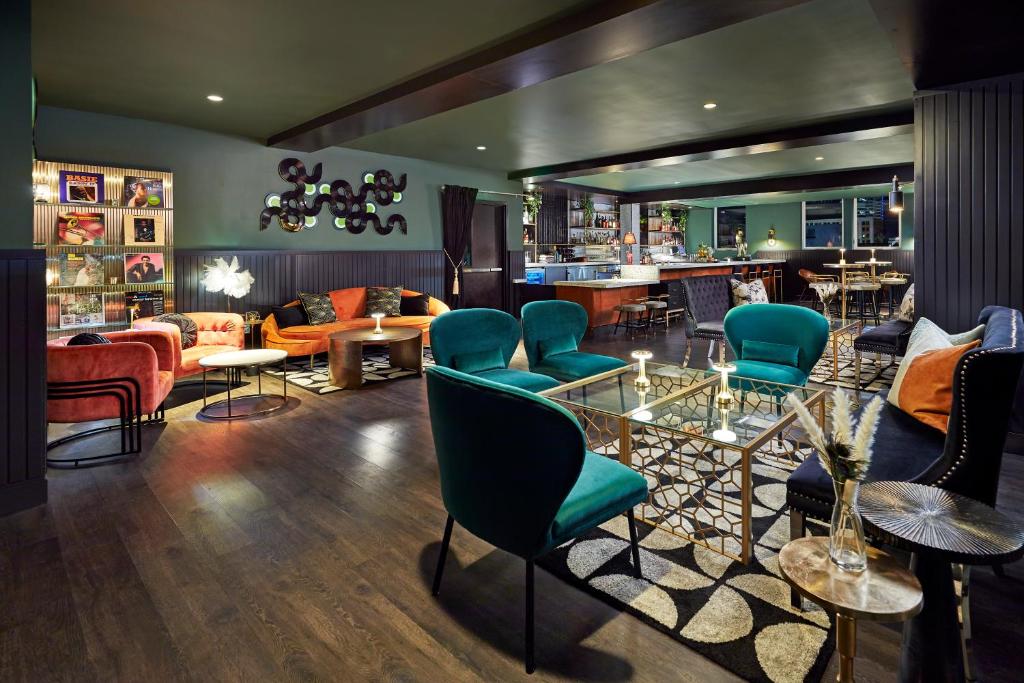 Hyatt Centric Sacramento Downtown photo
