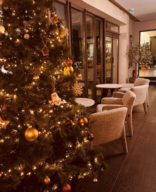 Posezení v ubytování Hôtel Spa Restaurant La Madrague