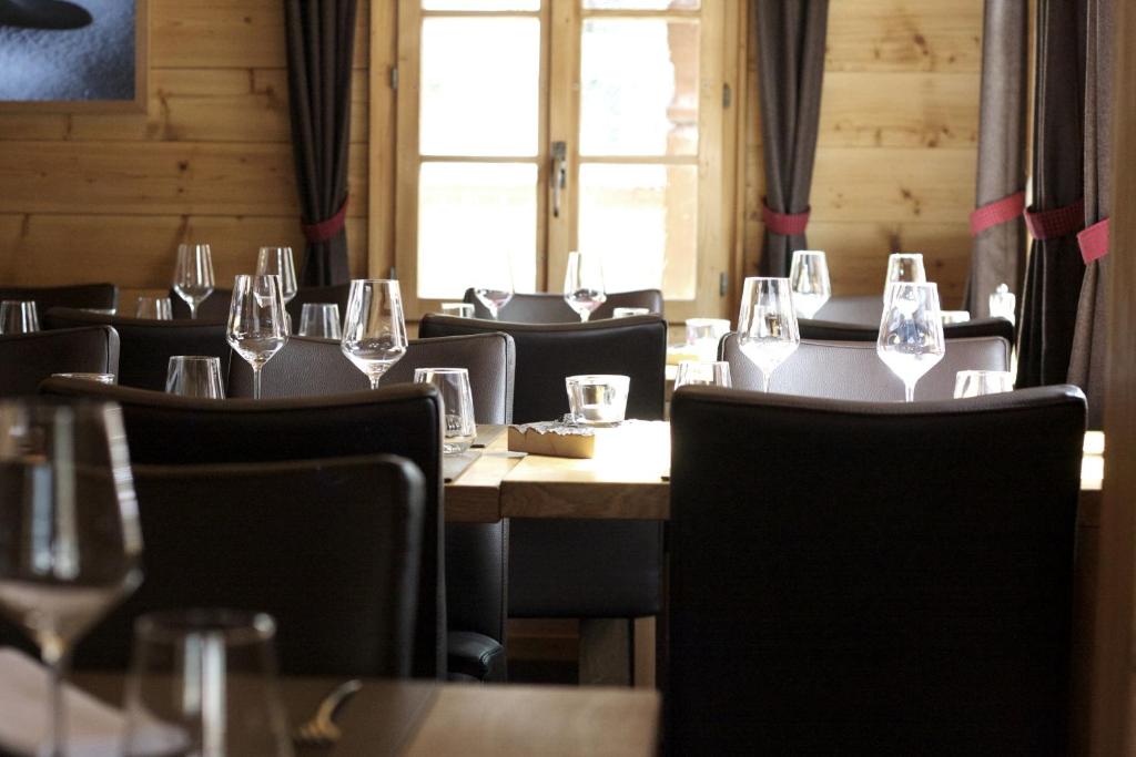 Nápoje v ubytování Hotel Walliserkanne
