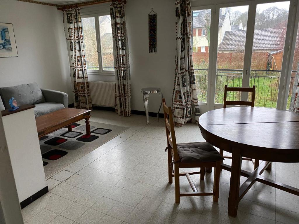 Photo de la galerie de l'établissement Les Fauvettes, à Gometz-le-Châtel