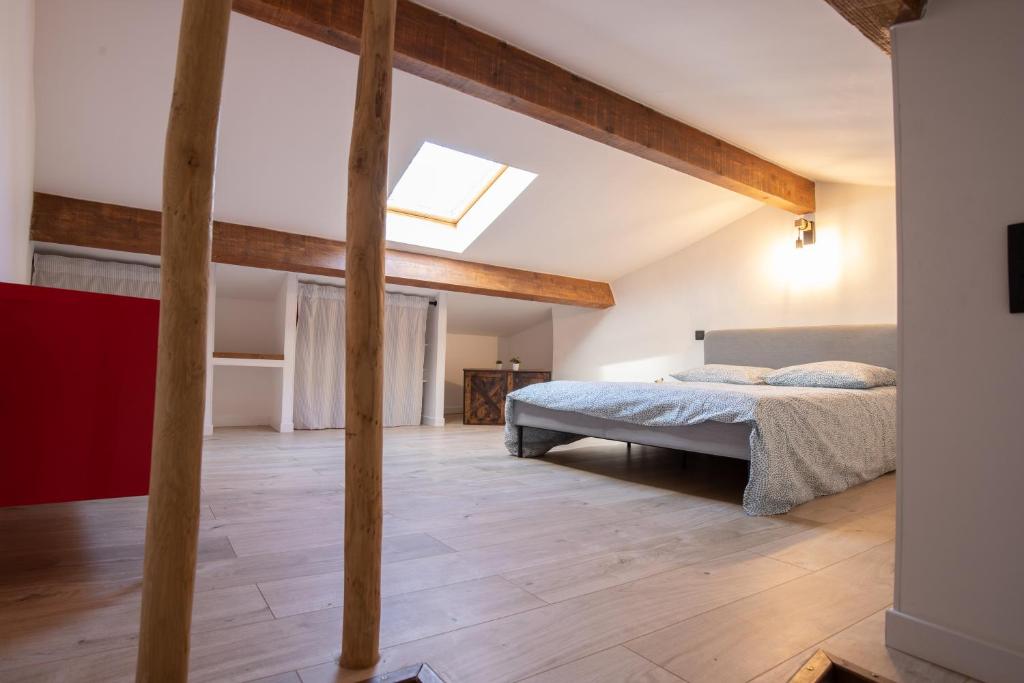 Postel nebo postele na pokoji v ubytování Le Duplex - Hypercentre - Wifi