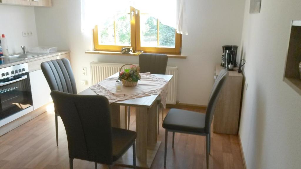 Kuchyň nebo kuchyňský kout v ubytování Gästehaus Zur Sorge