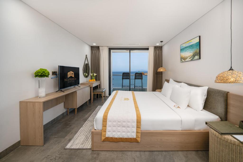 TV a/nebo společenská místnost v ubytování Nguyen Gia Hotel