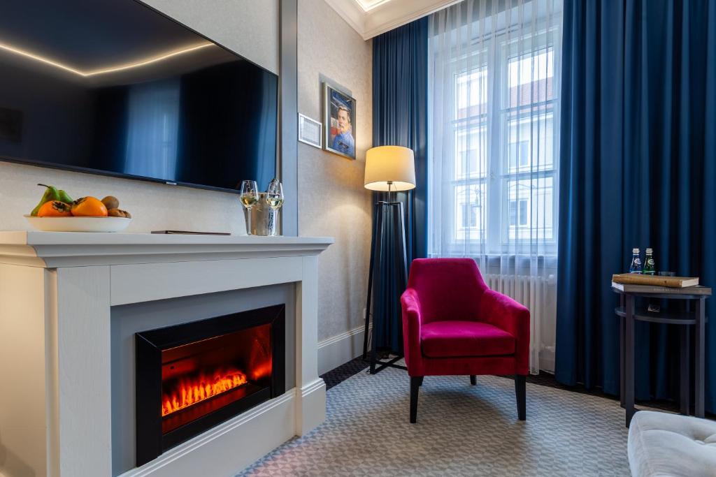 Hotel Teatro Boutique Old Town - Destigo Hotels - Resim 8