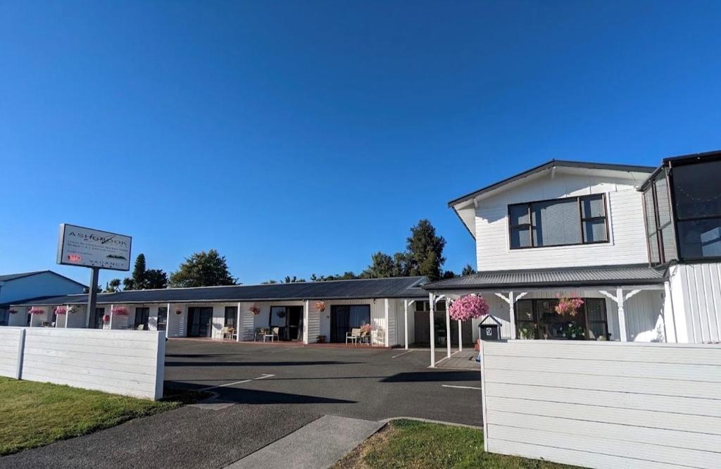 Ashbrook Motel Taupo - Resim 32