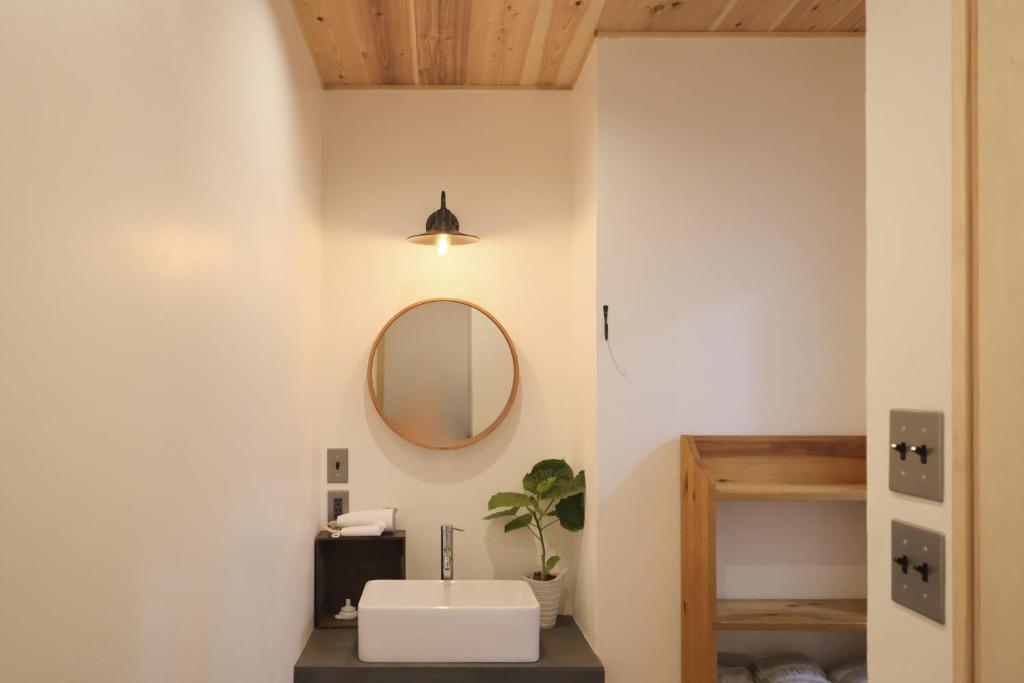 Koupelna v ubytování プラベート薪サウナ付 1日1組限定ease1高山村