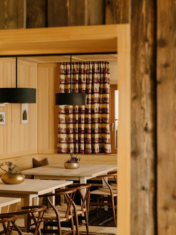 Restaurace v ubytování Rote Wand Gourmet Hotel, a Member of Design Hotels