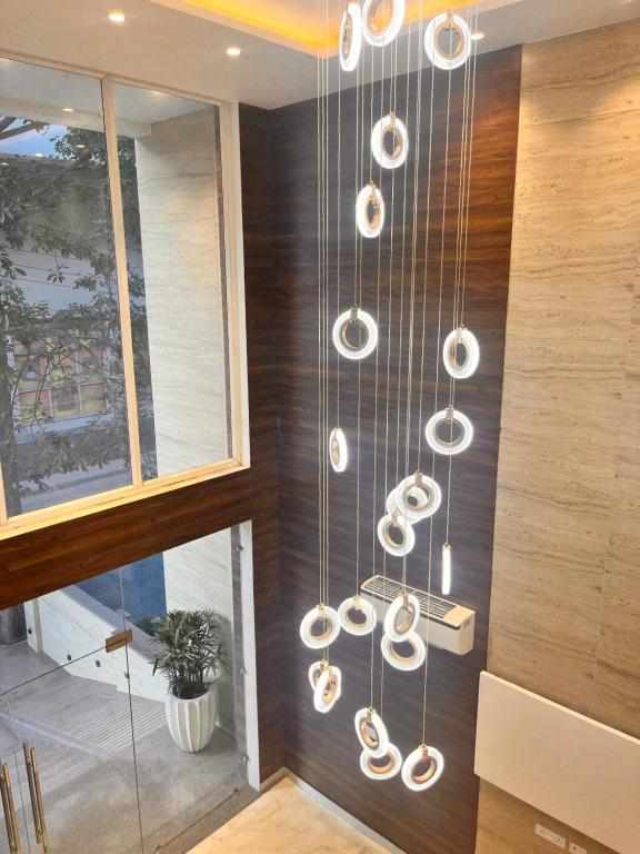 Koupelna v ubytování Flock Hotel I Golf Course Road Near Dlf Phase 1 Metro station I Gurugram
