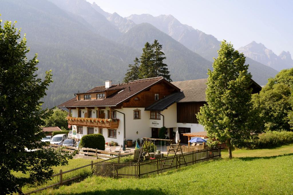Fotografie z fotogalerie ubytování Gästehaus Rettenbacher v destinaci Fulpmes
