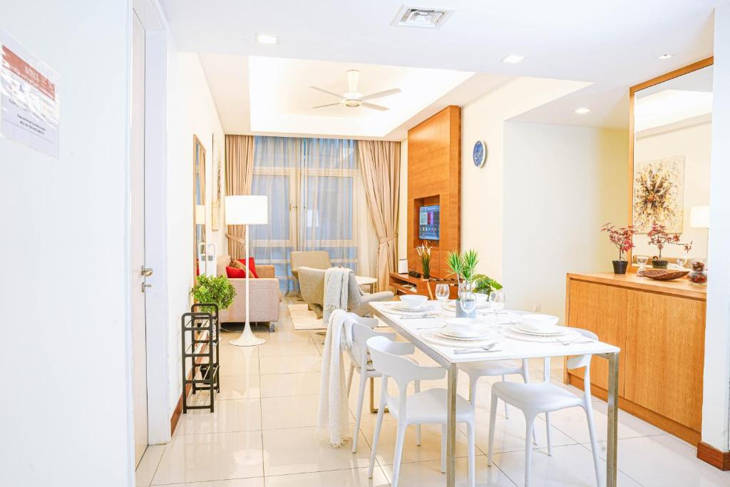 3 min walk to KLCC Cormar Suites 2BR Bathtub B82 D, Kuala Lumpur