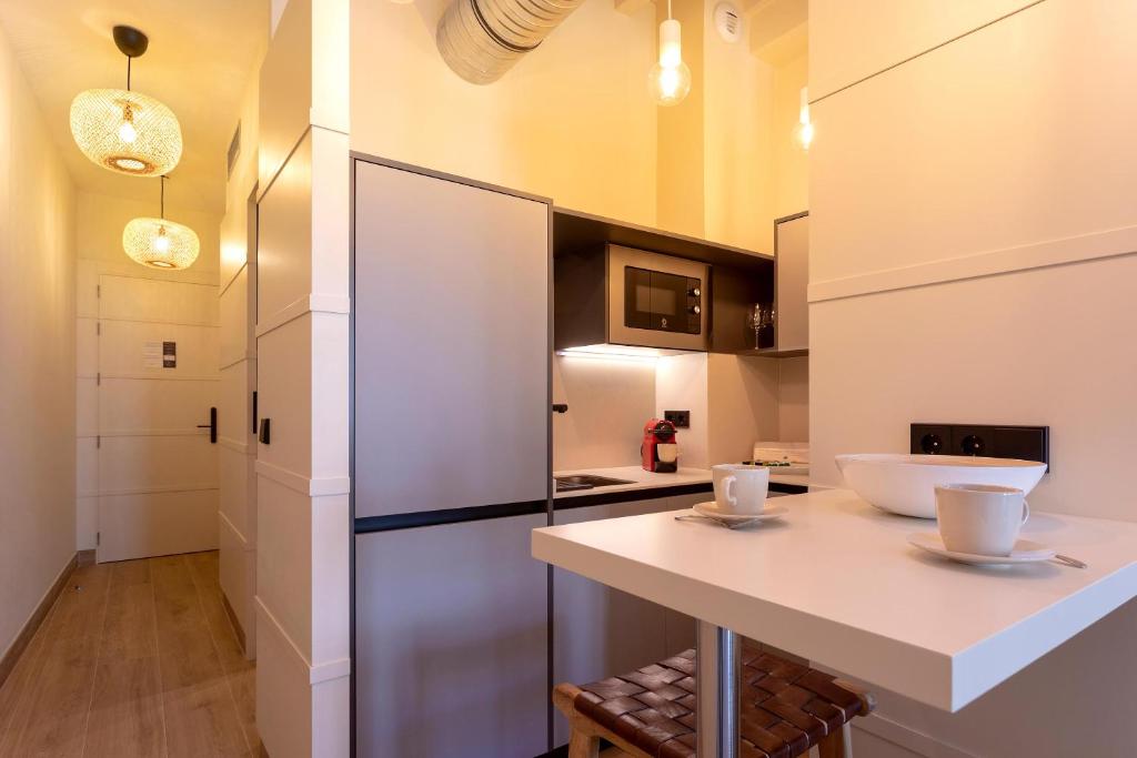 Genteel Home San Francisco Suites - 8