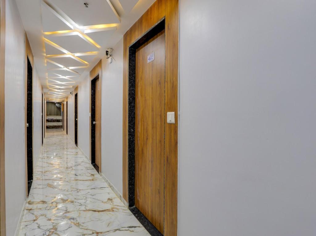 Fotografie z fotogalerie ubytování HOTEL KRISHNA v destinaci Ahmadábád
