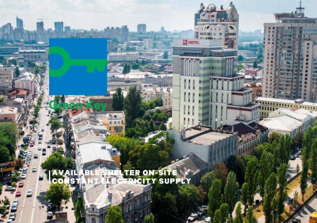 Nespecifikovaný výhled na destinaci Kyjev nebo výhled na město při pohledu z hotelu
