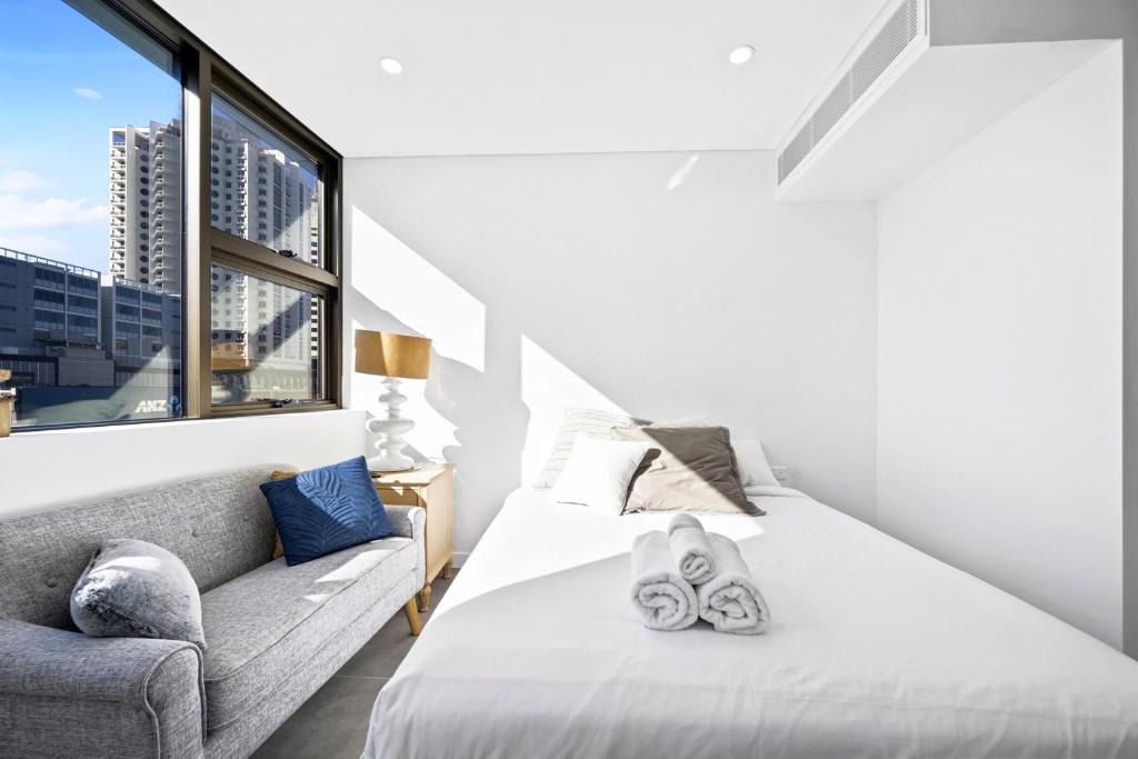 Arthur Hotel Bondi Junction no reception and house keeping no sofa bed - Resim 30