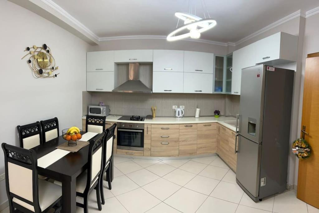Home Sweet Home - Image 4