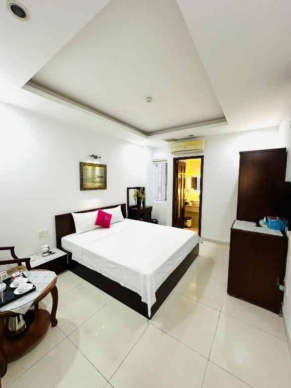 Фото REDFLOWER HOTEL